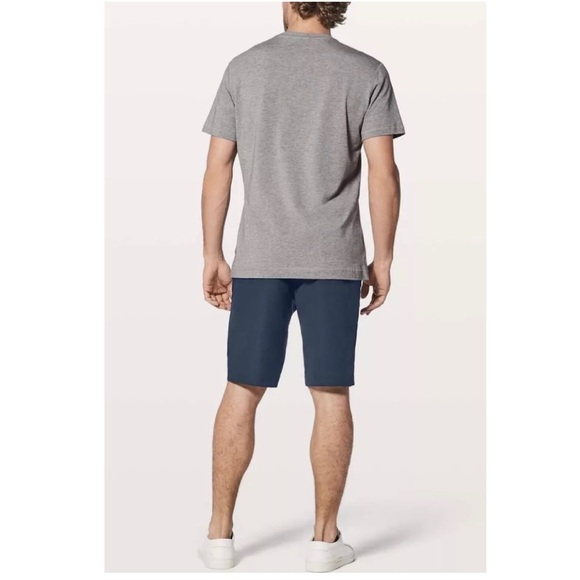 Lululemon Men’s 2021 Commission Relaxed Fit Short 11" *Warpstreme in Size 38 - Picture 3 of 15
